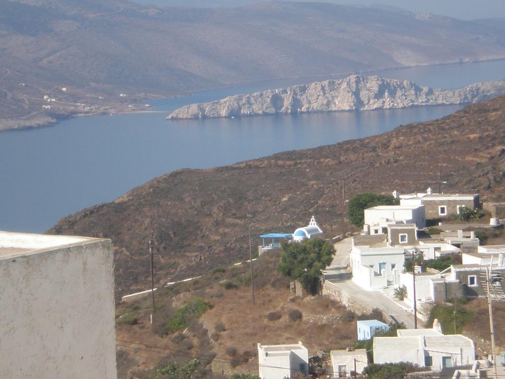 Plori Studios And Apartments Αιγιάλη Εξωτερικό φωτογραφία
