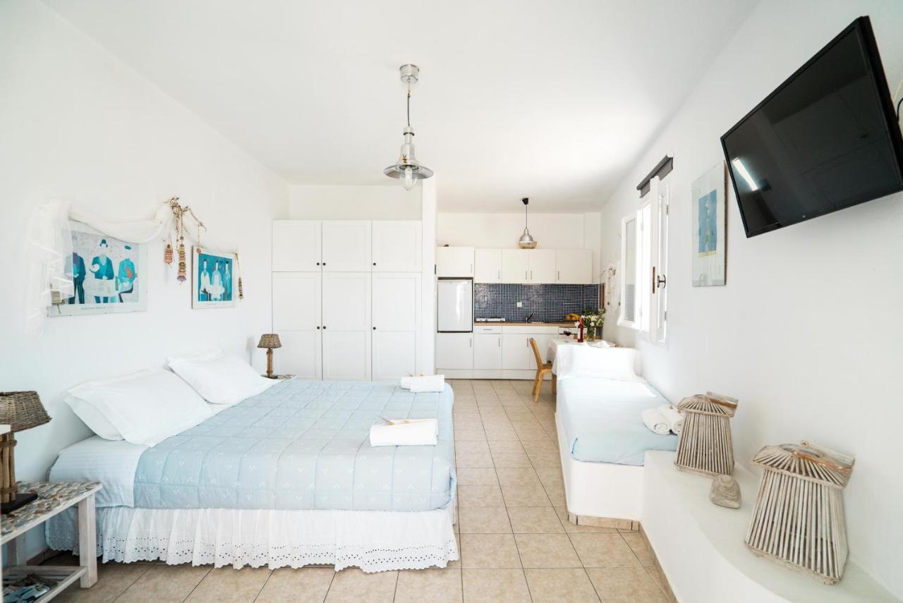 Plori Studios And Apartments Αιγιάλη Εξωτερικό φωτογραφία