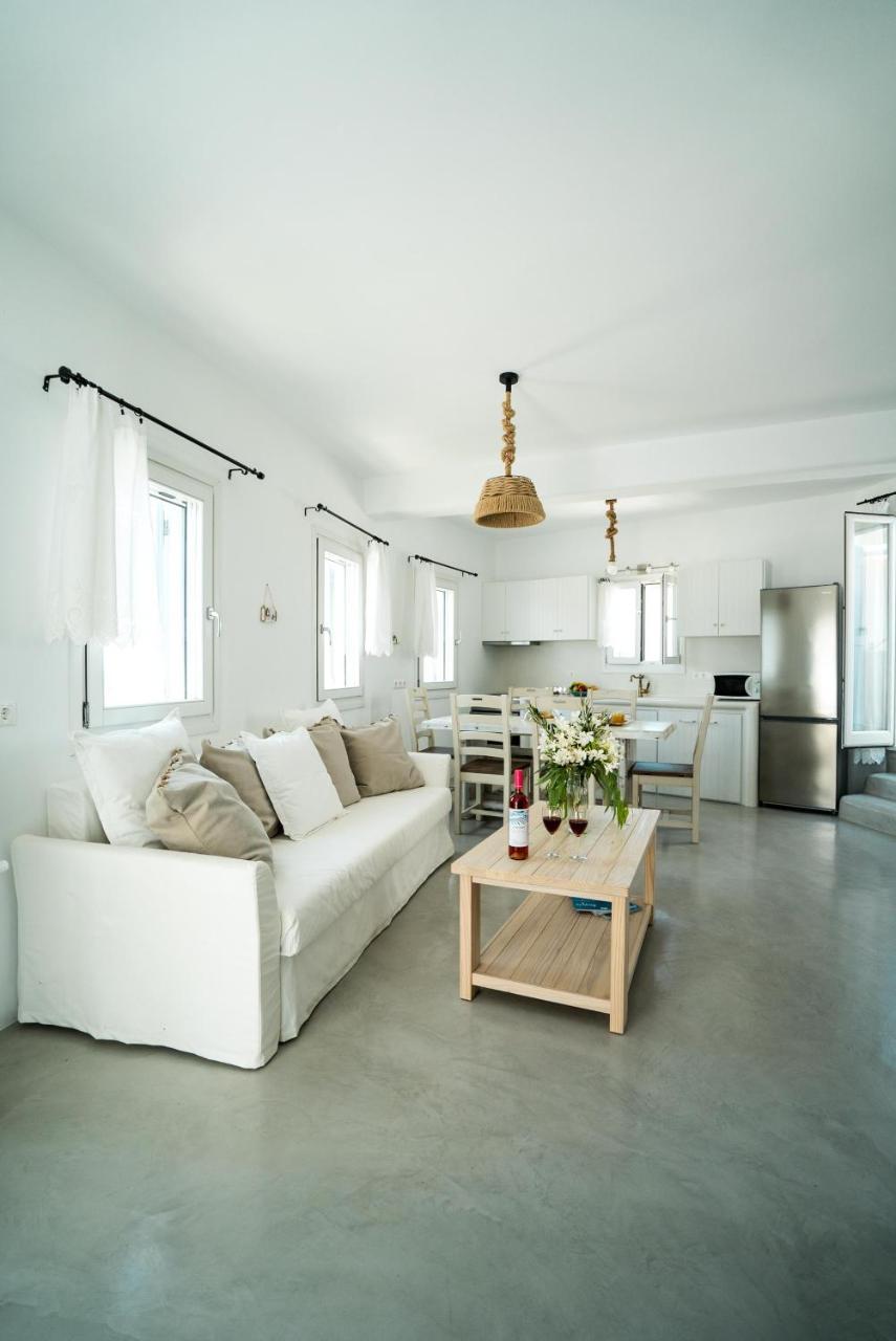 Plori Studios And Apartments Αιγιάλη Εξωτερικό φωτογραφία
