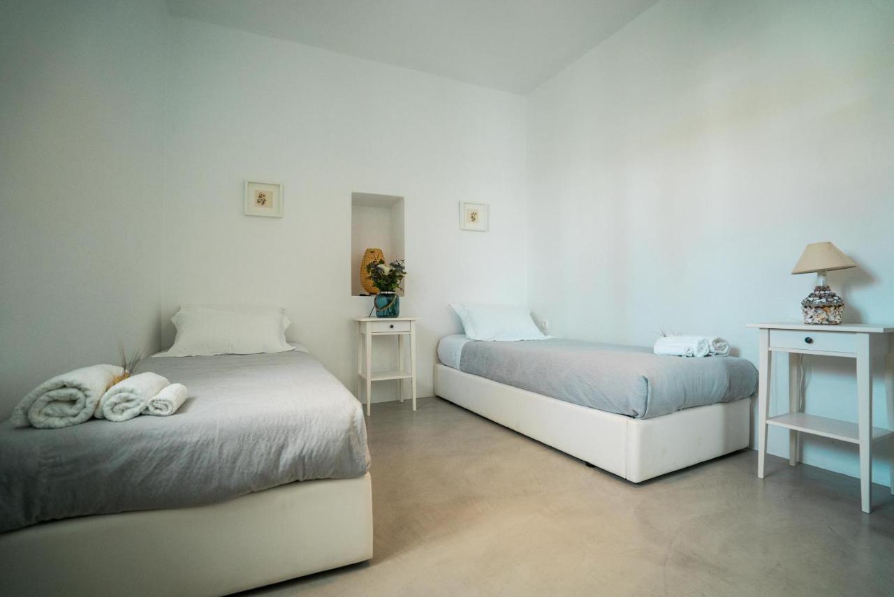 Plori Studios And Apartments Αιγιάλη Εξωτερικό φωτογραφία