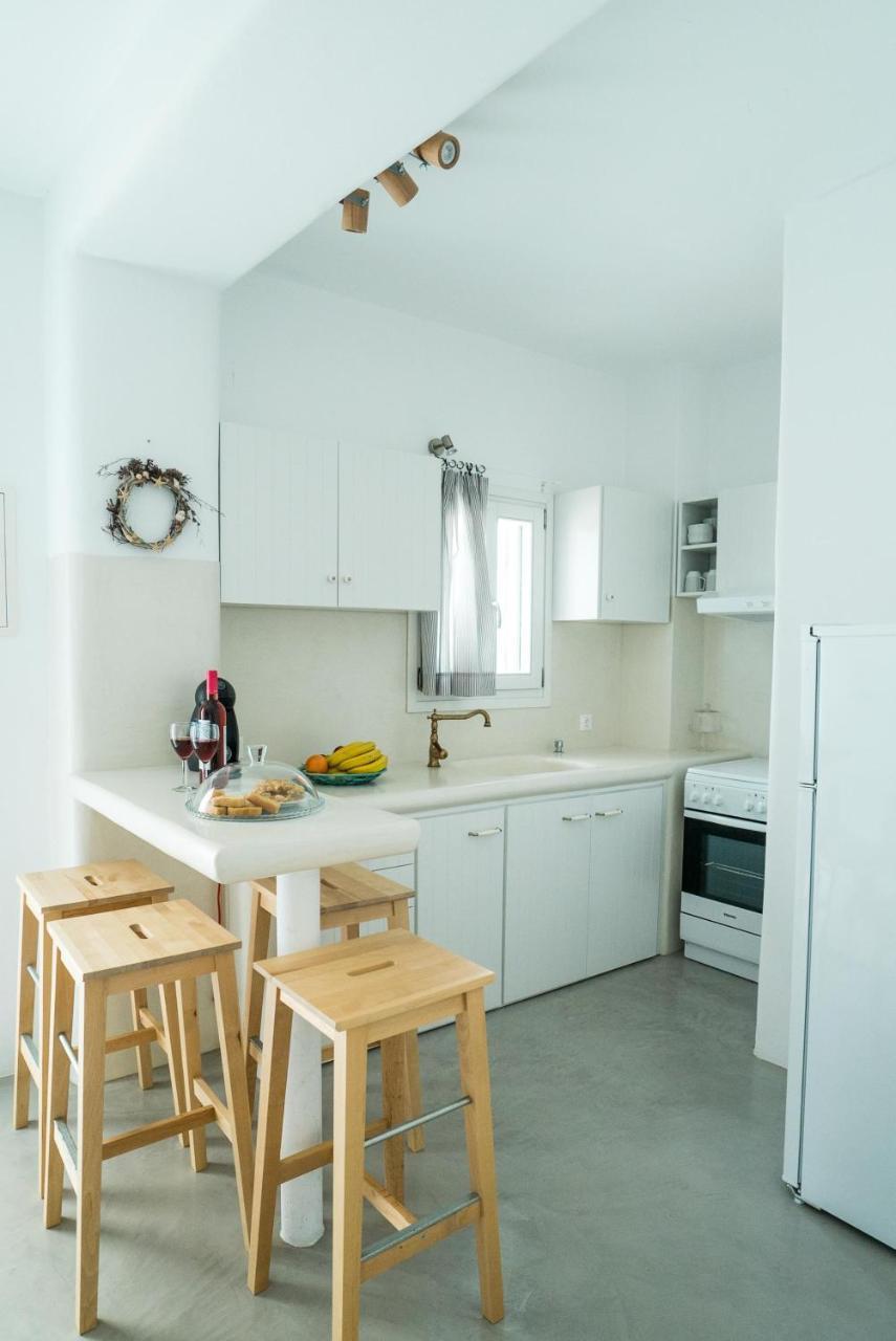 Plori Studios And Apartments Αιγιάλη Εξωτερικό φωτογραφία