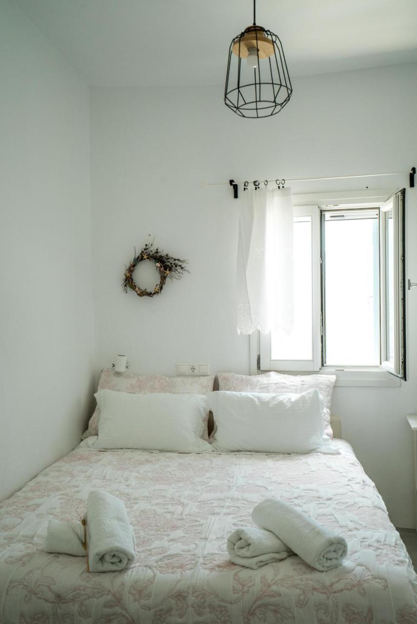 Plori Studios And Apartments Αιγιάλη Εξωτερικό φωτογραφία